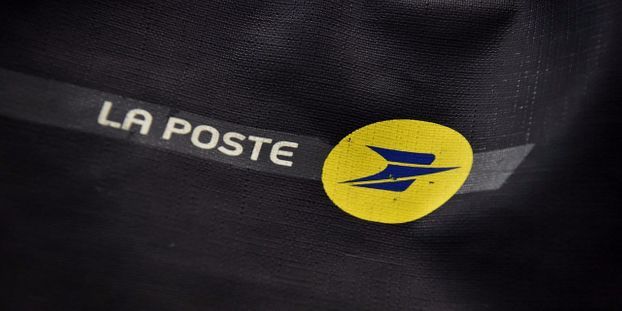 Sac La Poste avec logo et inscription La Poste.