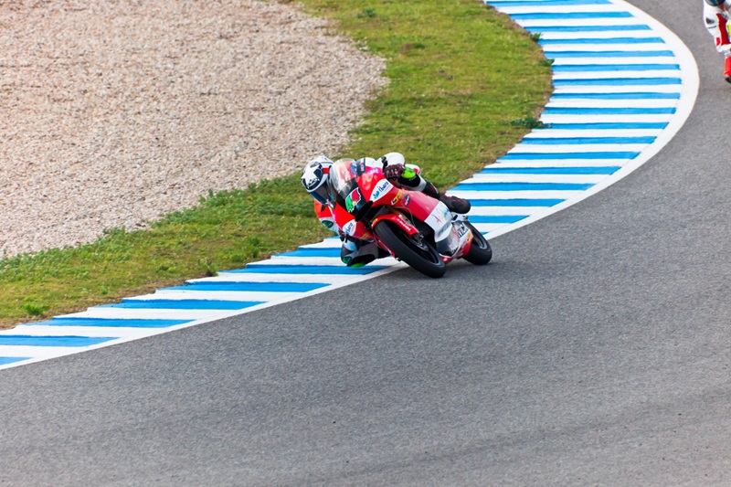 Un coureur du championnats du monde de vitesse moto