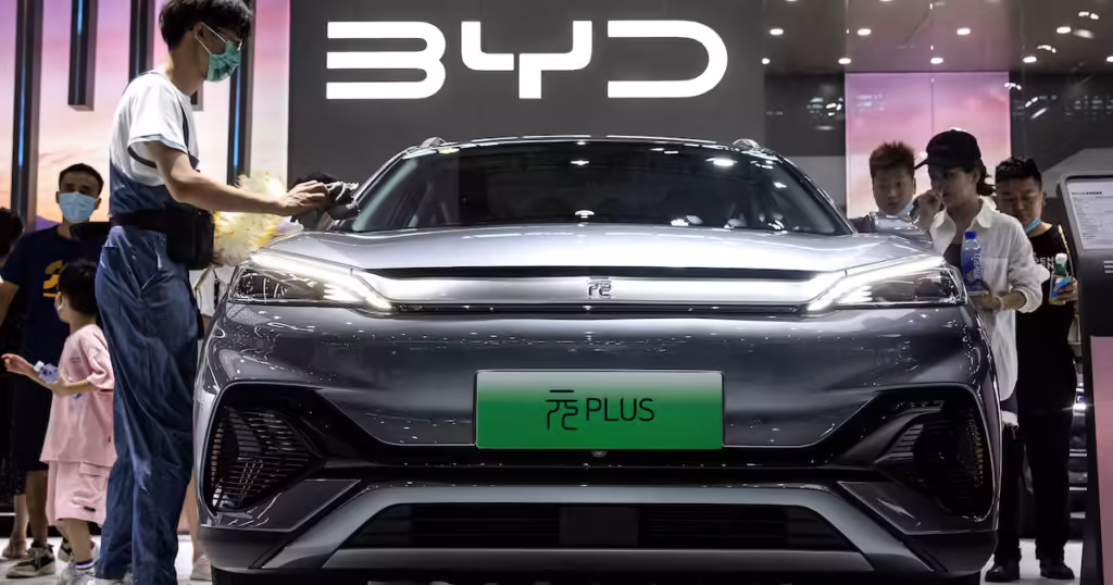 Exposition d'un modèle BYD